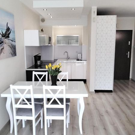 Apartament Kasztanowy Wladyslawowo Bagian luar foto